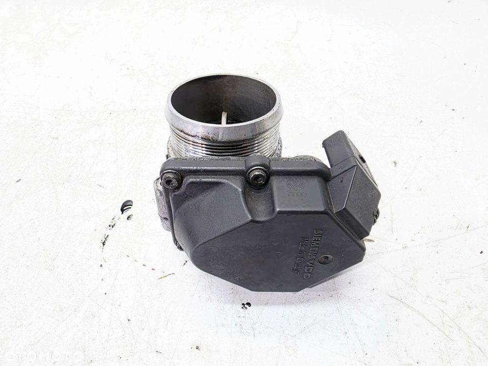 PRZEPUSTNICA KLAPA AUDI A4 B7 A6 C6 Q7 4L A8 3.0 TDI 059145950B - 5