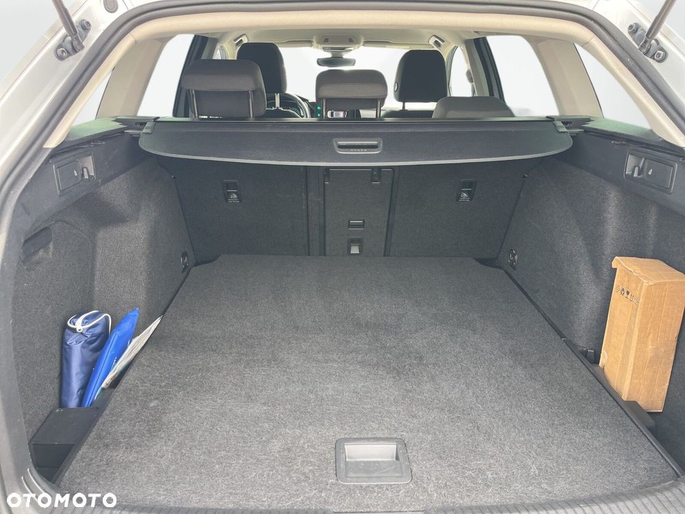 Volkswagen Golf 1.5 TSI EVO Life - 16