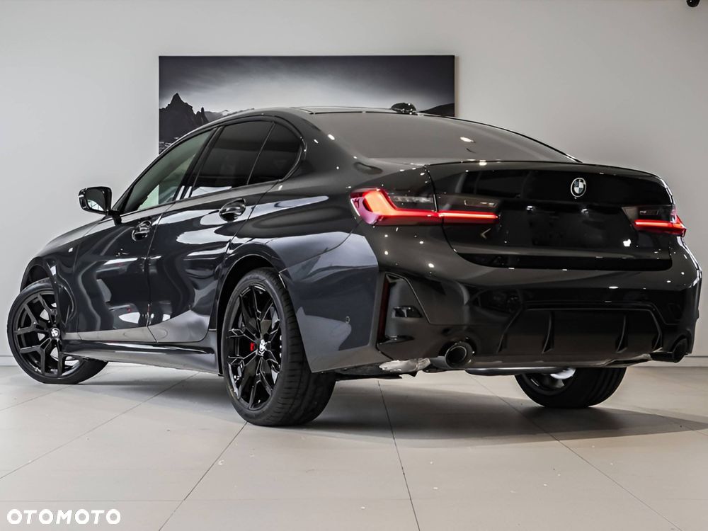 BMW Seria 3 330i xDrive M Sport - 3