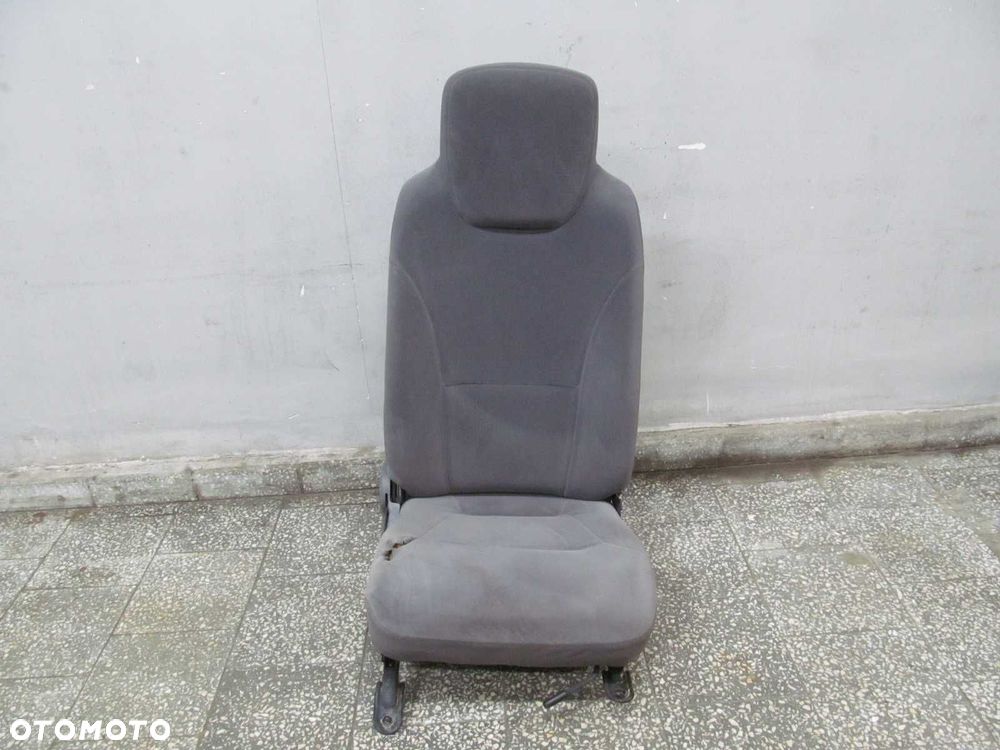 ISUZU N35 N NPR L GRAFTER FOTEL SIEDZENIE PASAZERA 07-18 - 1