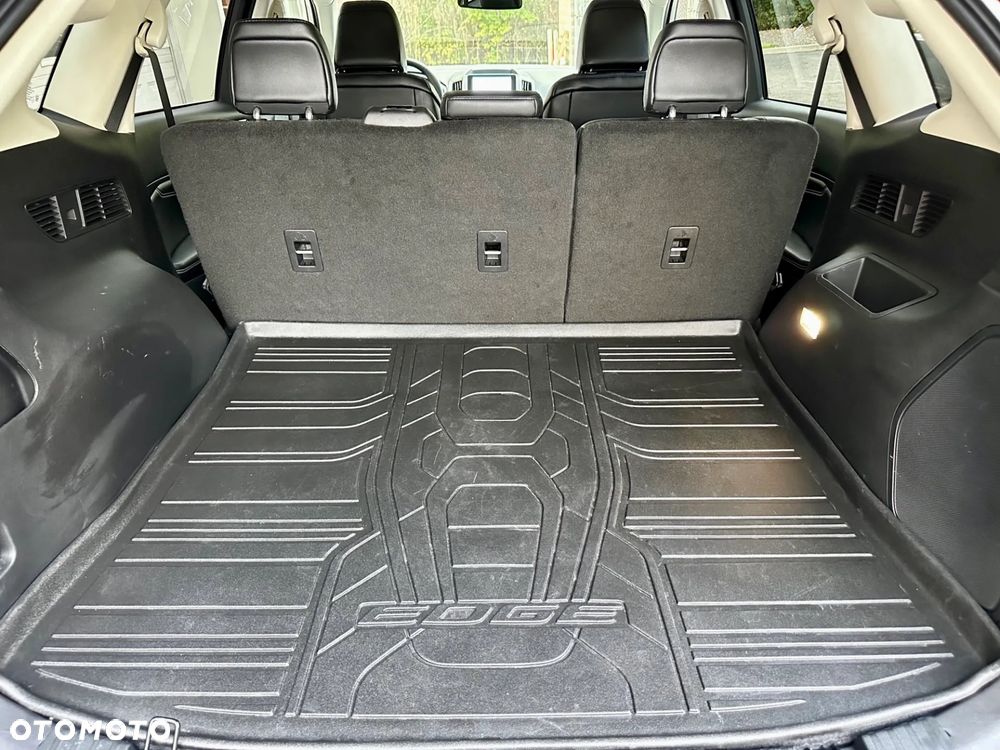 Ford Edge - 17