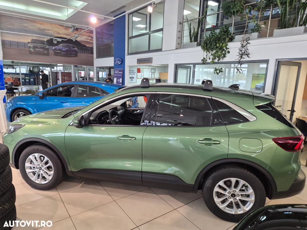 Ford Kuga 1.5 EcoBoost A8 FWD Titanium - 6