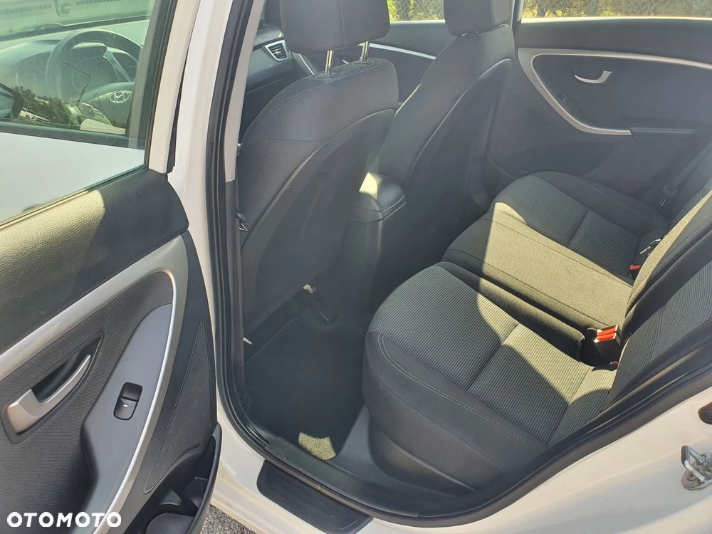Hyundai i30 1.4 Style - 11