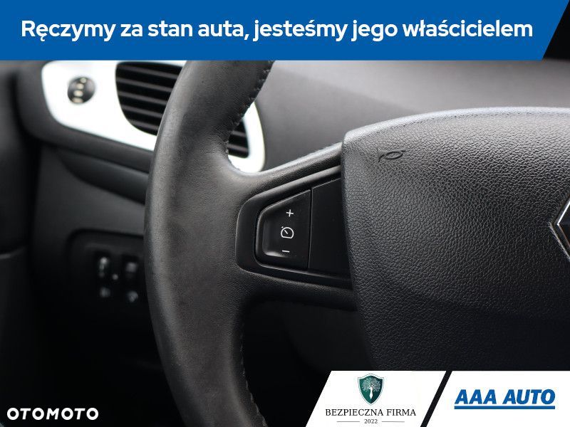 Renault Scenic - 16