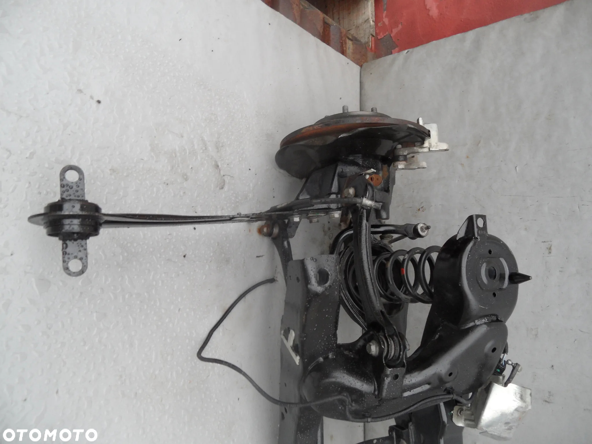 ZAWIESZENIE PRAWY TYŁ WAHACZ FORD KUGA MK2 2WD - 2