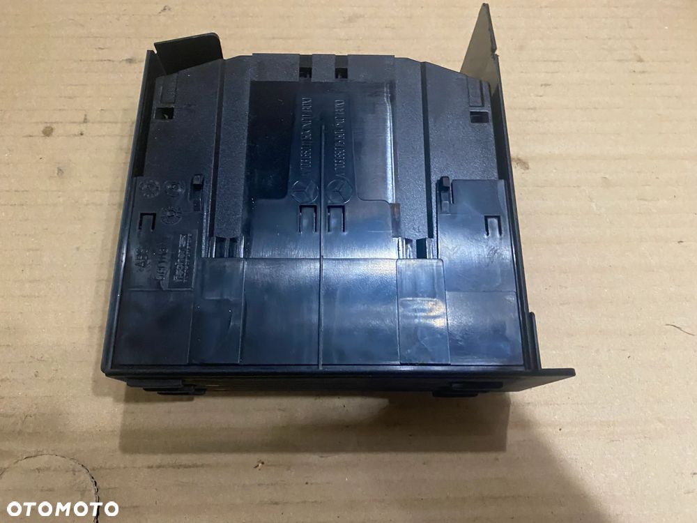 ZMIENIARKA PŁYT CD MERCEDES C KLASA W203 A2036801550 - 4
