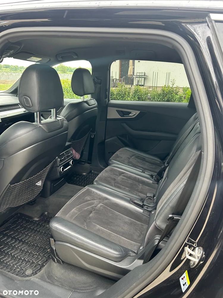 Audi Q7 - 9