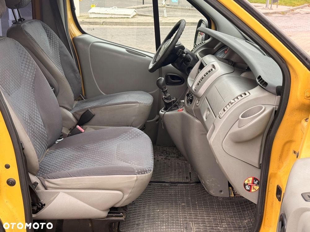 Renault Trafic - 6