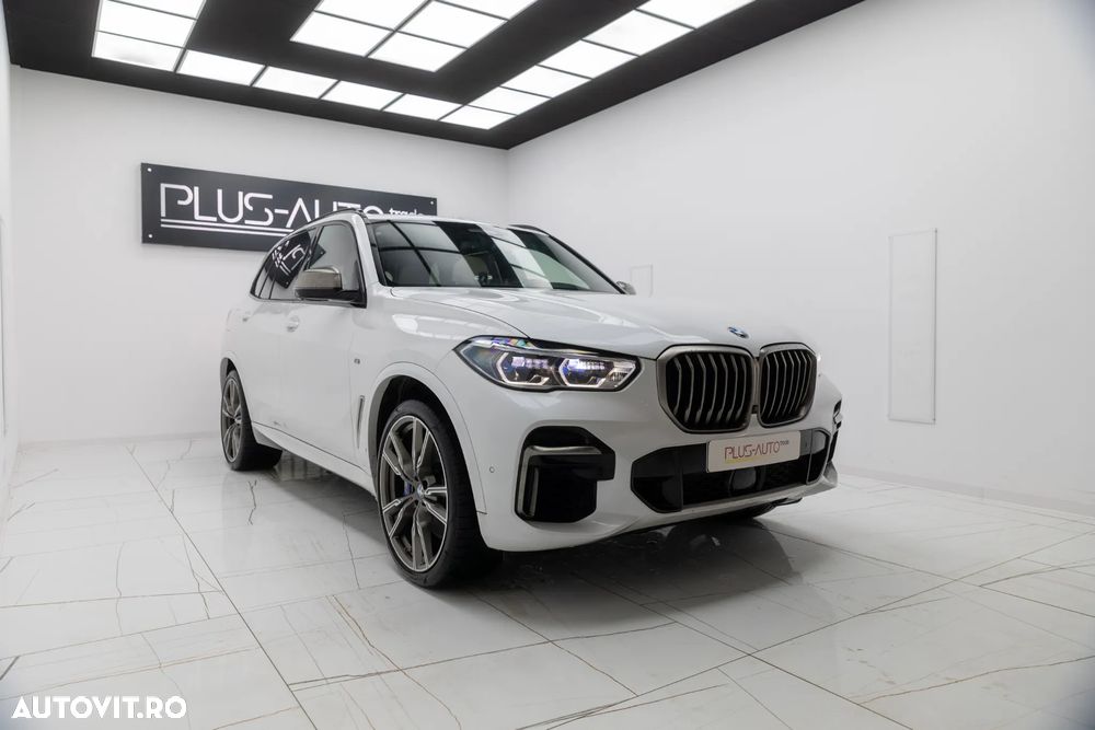 BMW X5 M M50i - 3