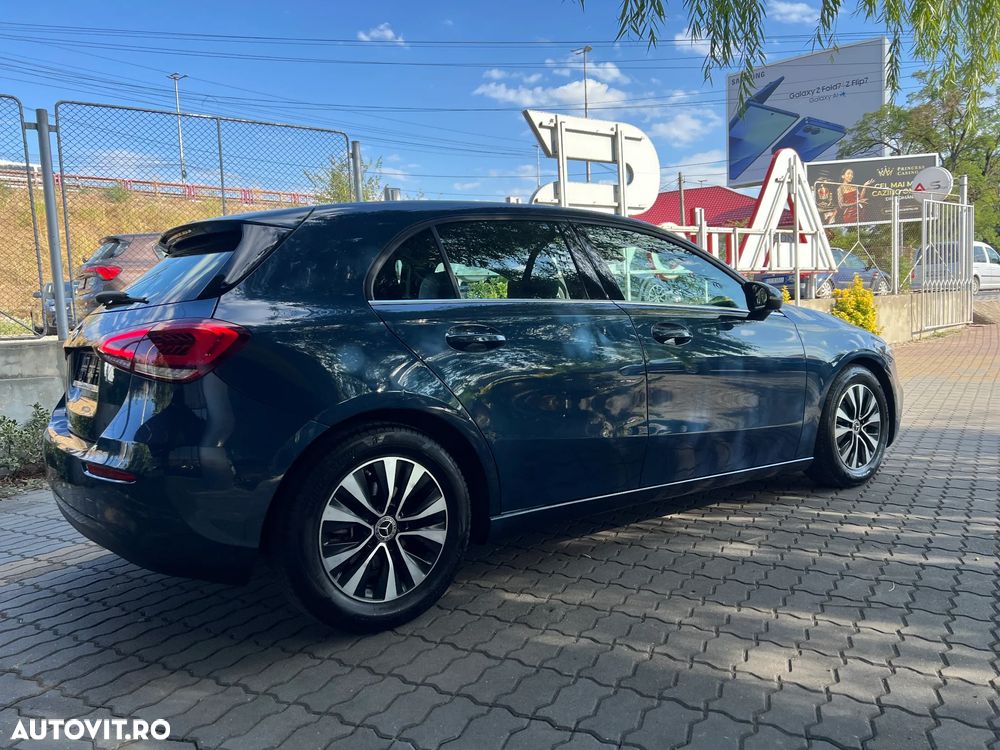 Mercedes-Benz A 180 d Aut. - 15