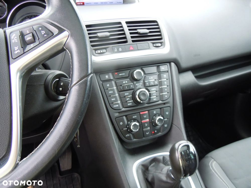 Opel Meriva - 9