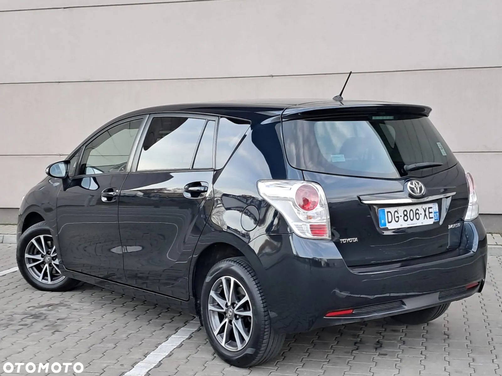 Toyota Verso - 1