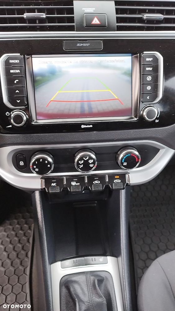 Kia Rio - 9