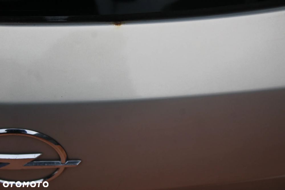 KLAPA BAGAŻNIKA OPEL ASTRA H GTC 3D Z167 - 11