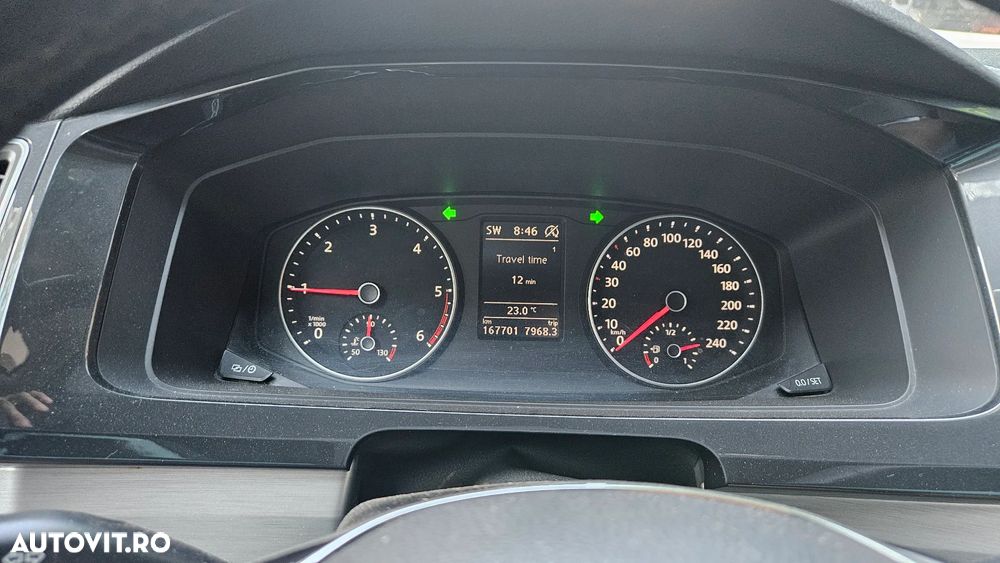 Volkswagen Multivan - 9