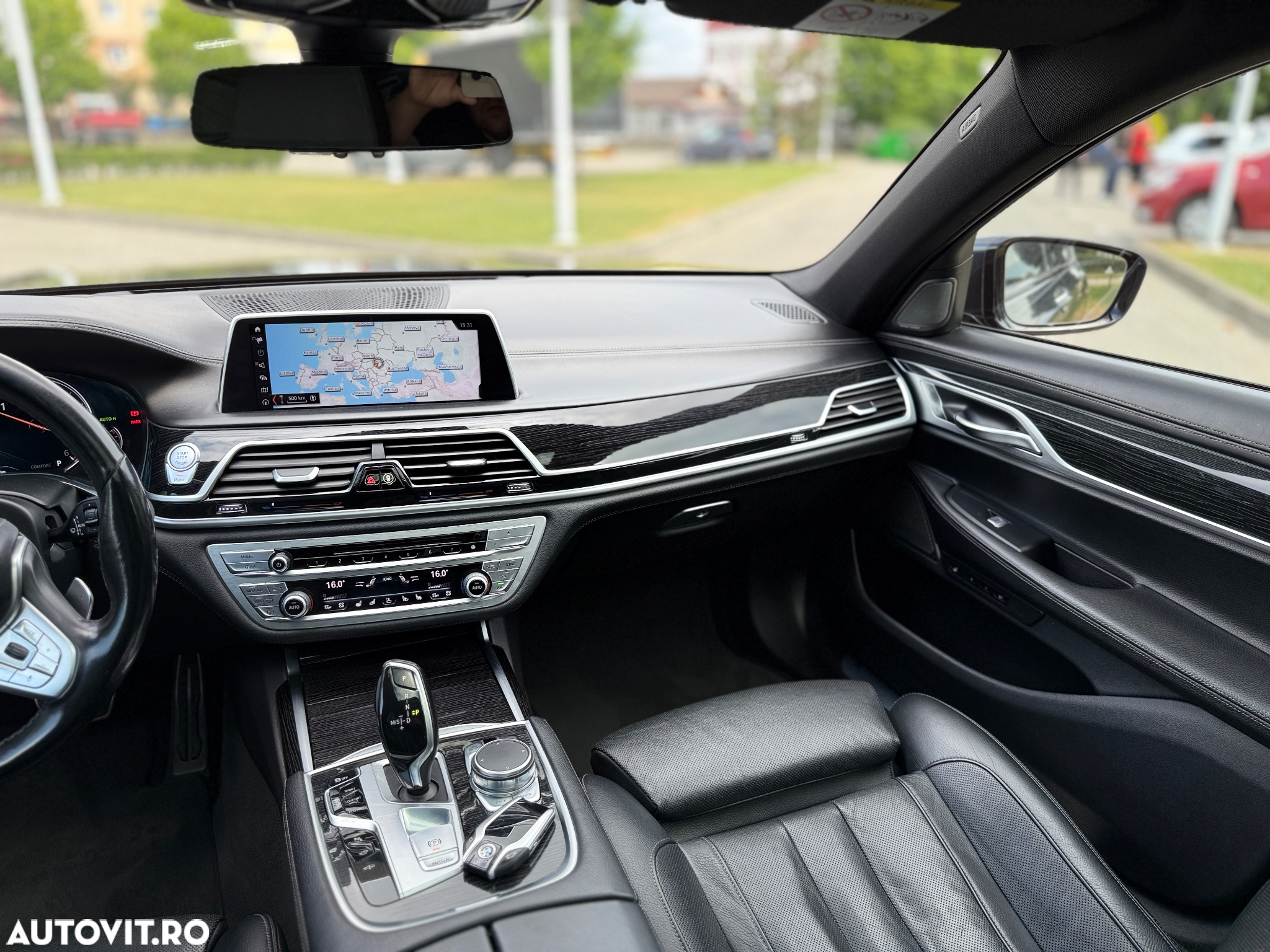 BMW Seria 7 730d xDrive - 9