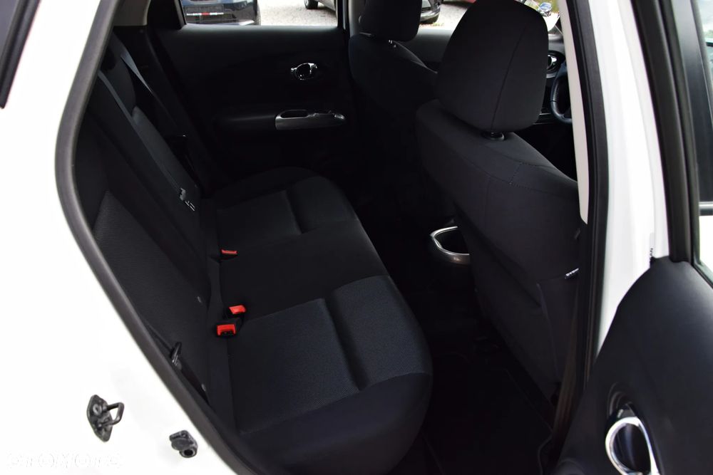 Nissan Juke 1.6 Visia - 34