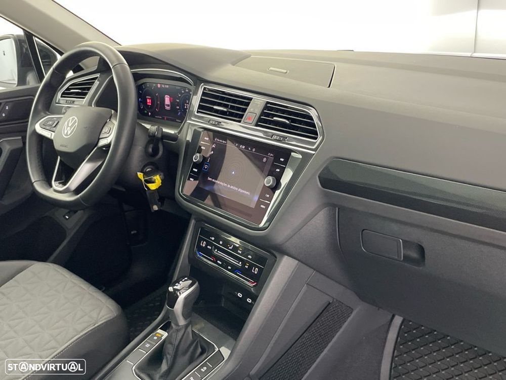 VW Tiguan 1.5 TSI Life DSG - 22