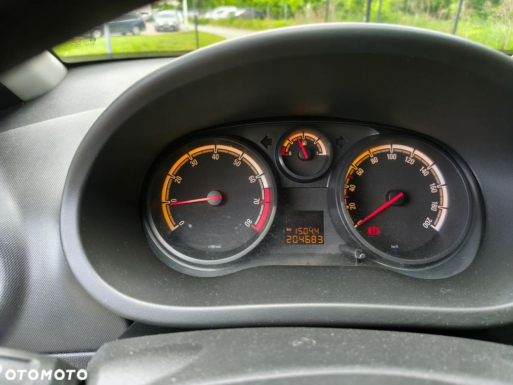 Opel Corsa 1.2 16V Edition / Active - 12