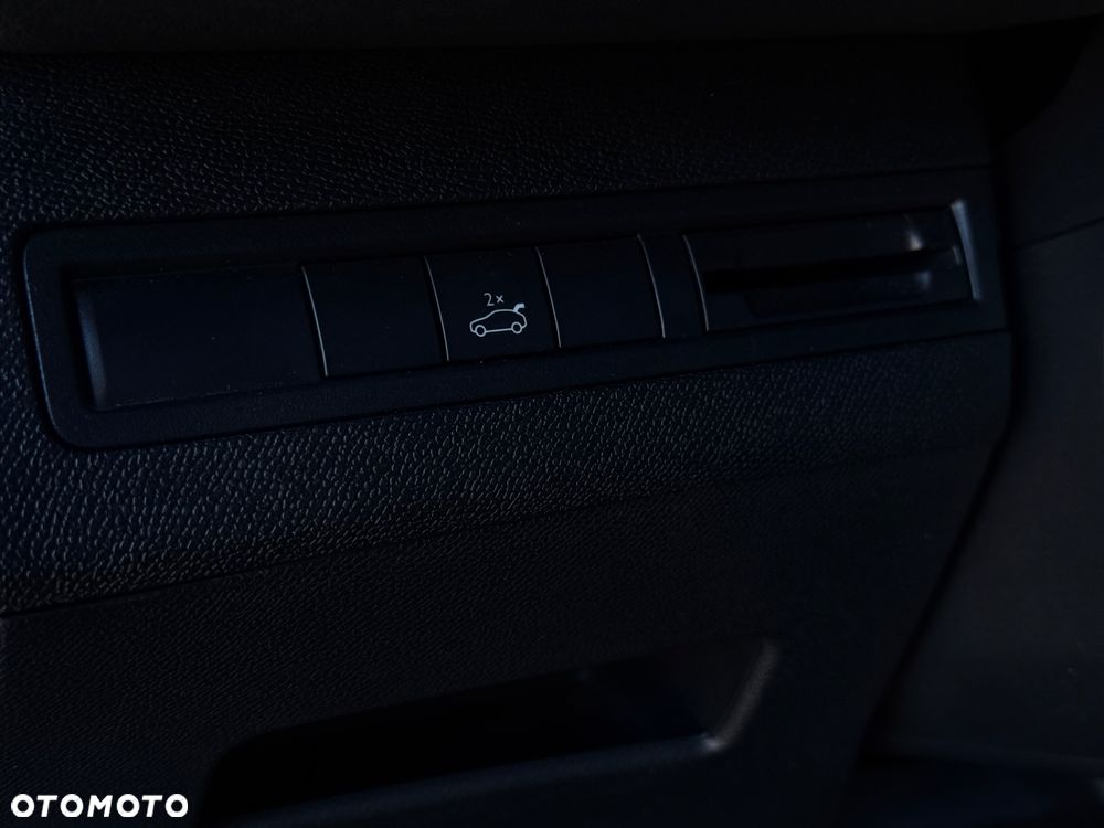 Peugeot 3008 BlueHDi 180 Stop & Start EAT8 GT - 23