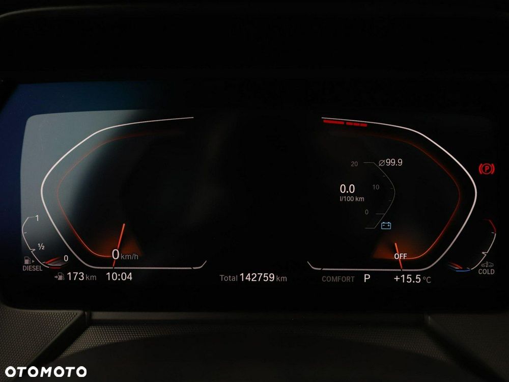 BMW Seria 1 120d xDrive Luxury Line - 23