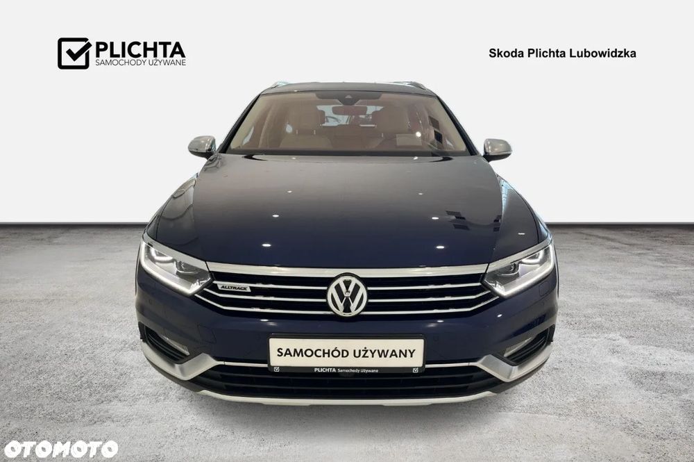 Volkswagen Passat Variant 2.0 TDI SCR DSG 4Motion Alltrack - 5