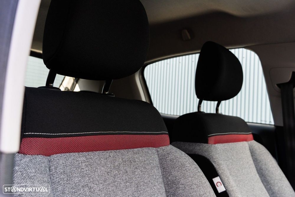 Citroën C3 1.2 PureTech Shine - 25