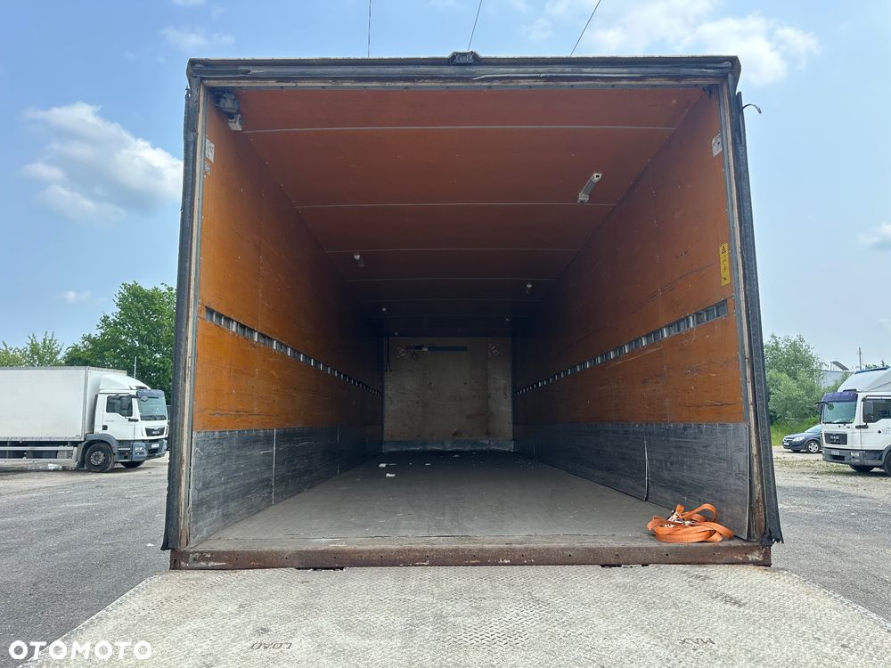 Renault Premium - 15