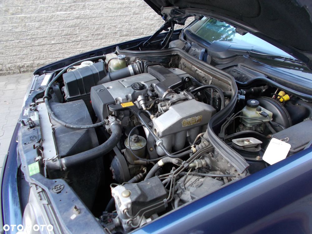 Mercedes-Benz W124 (1984-1993) - 11