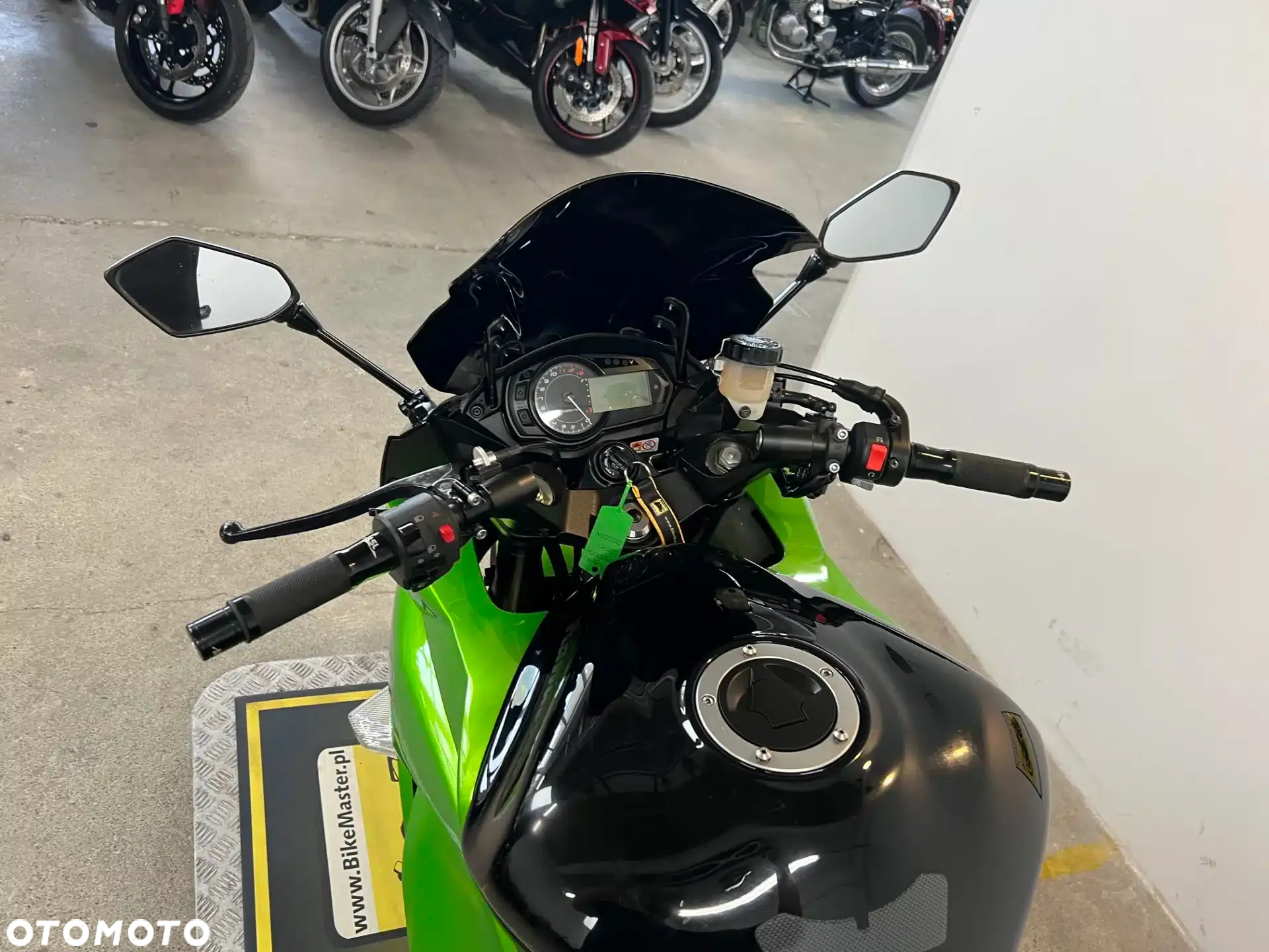Kawasaki Z - 18