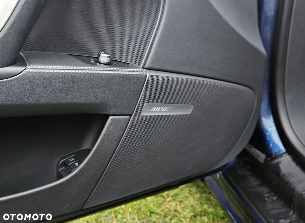 Audi TT S Coupé - 14