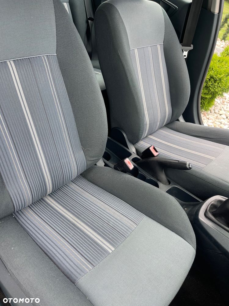 Ford Fiesta 1.25 Ghia - 20