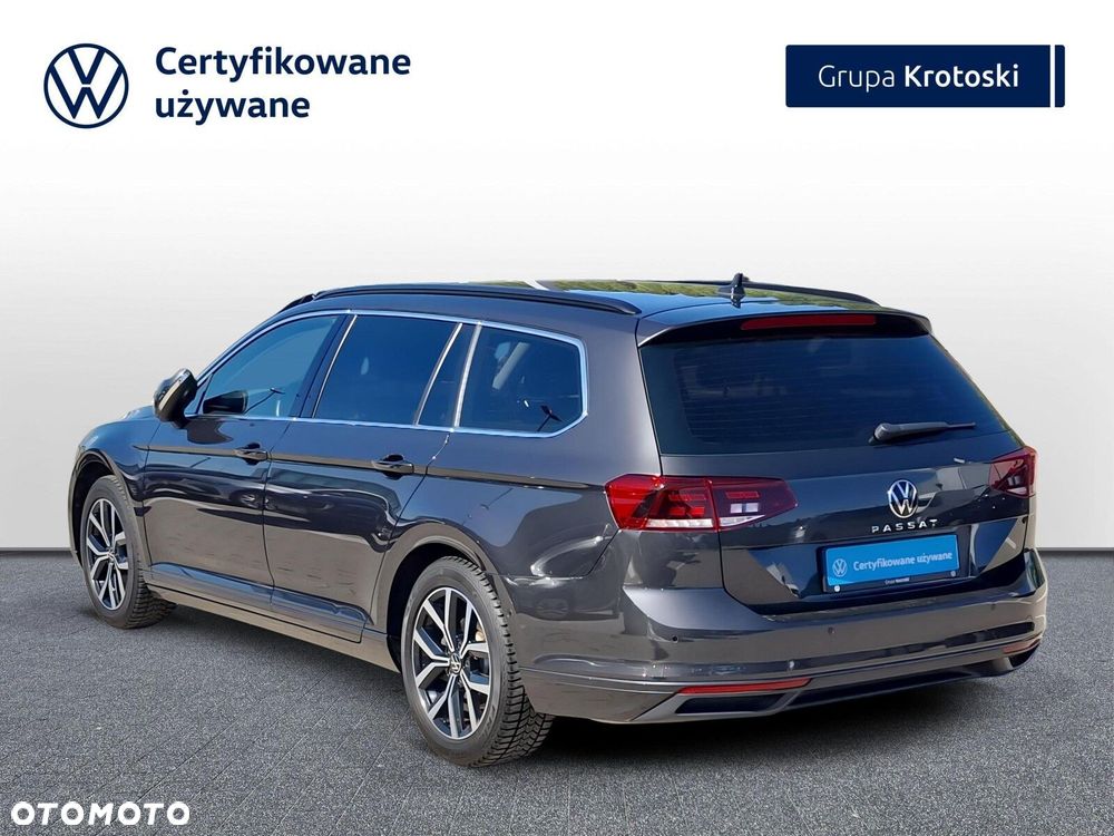 Volkswagen Passat - 5