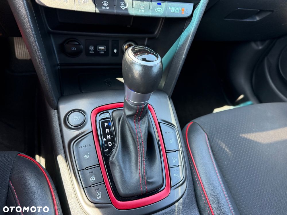 Hyundai Kona 1.6 T-GDI DCT Premium - 22