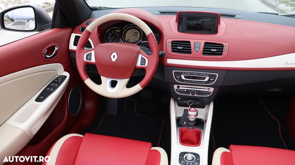 Renault Megane III 1.5 dCi Color Edition - 21