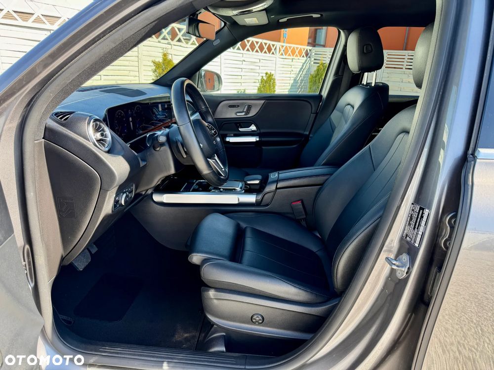 Mercedes-Benz GLB 250 4Matic 8G-DCT - 8