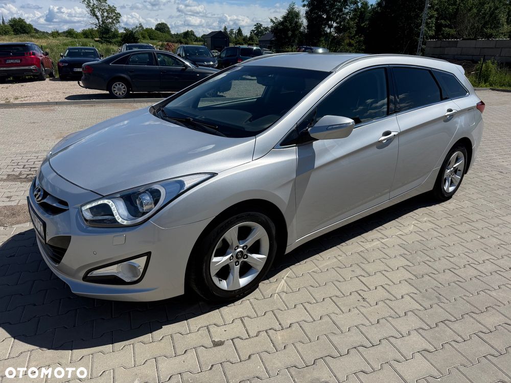 Hyundai i40 Kombi blue 1.6 Family+ - 4