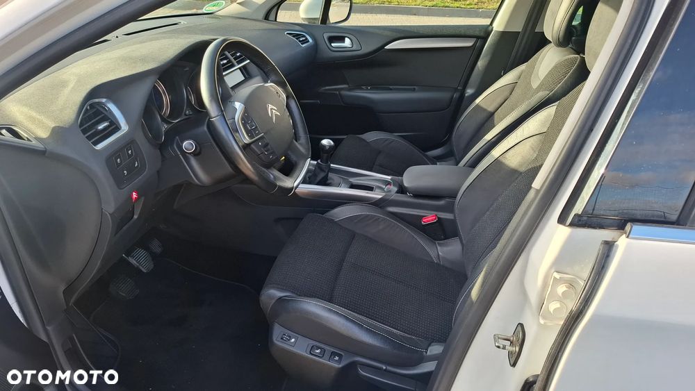 Citroën C4 1.6 VTi Exclusive - 9