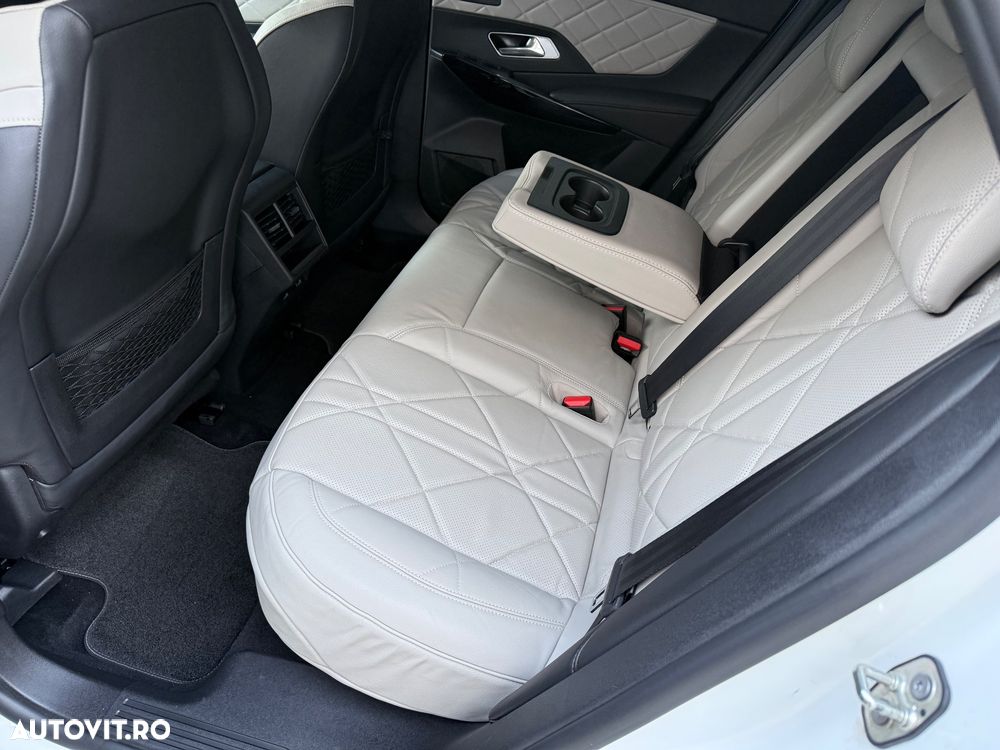 DS Automobiles DS 7 Crossback 4x4 300 RIVOLI - 31