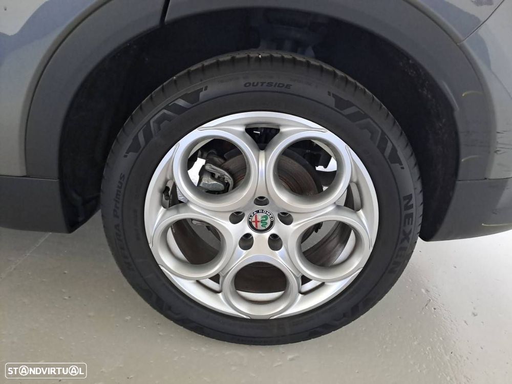 Alfa Romeo Tonale 1.6 VGT-D Super - 11