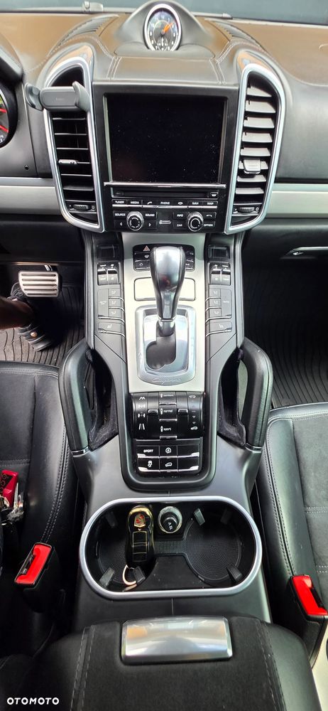 Porsche Cayenne GTS Tiptronic S - 14