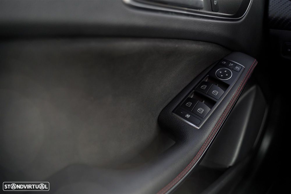 Mercedes-Benz A 180 d AMG Line - 18