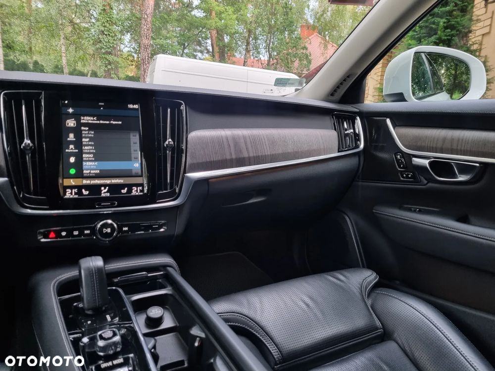 Volvo V90 Cross Country B5 D AWD Pro - 32