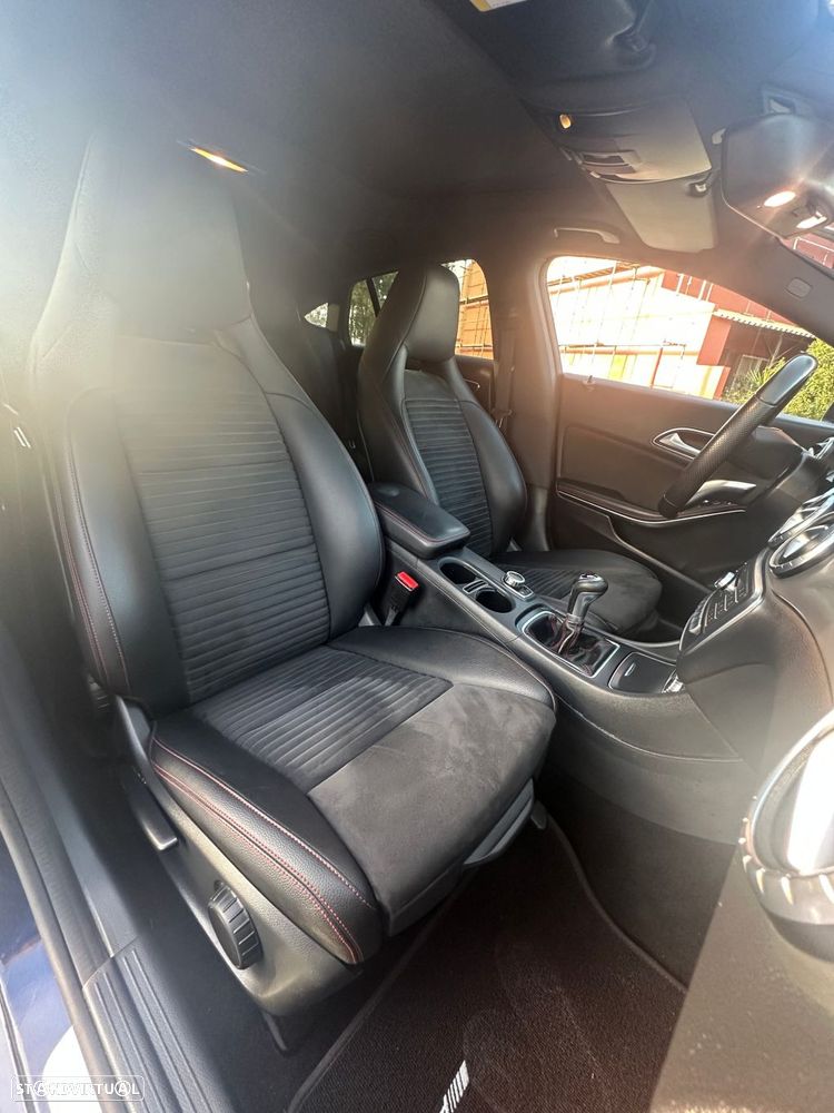 Mercedes-Benz CLA 180 d Shooting Brake AMG Line - 23