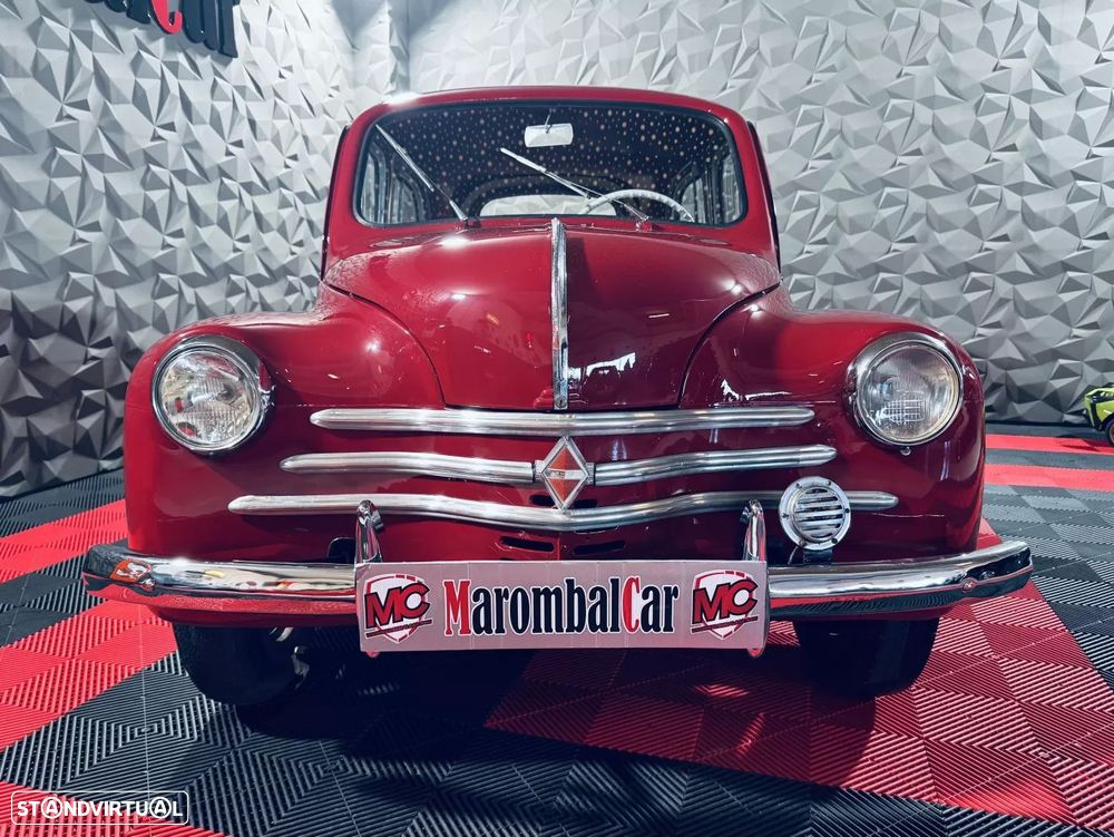Renault 4 - 9