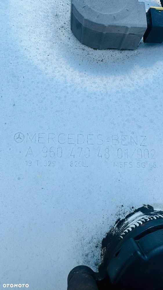 Mercedes-Benz 1846 - 13