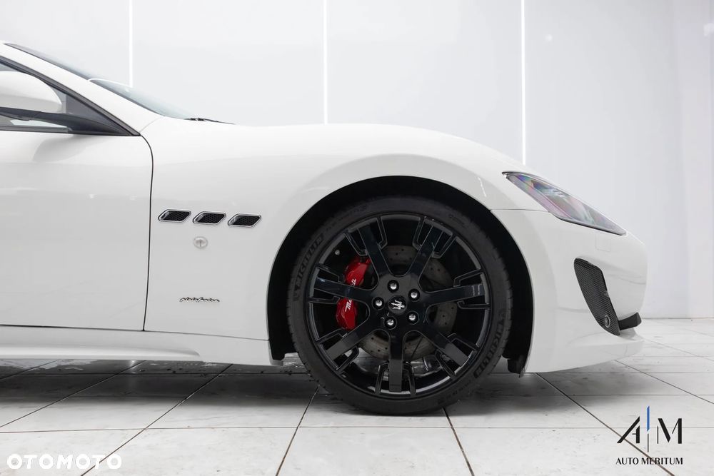 Maserati GranTurismo Sport - 12