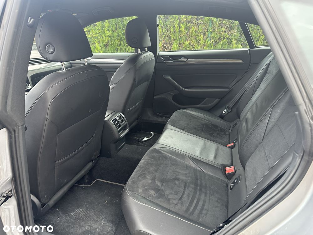 Volkswagen Arteon 2.0 TDI SCR 4Motion DSG R-Line - 16