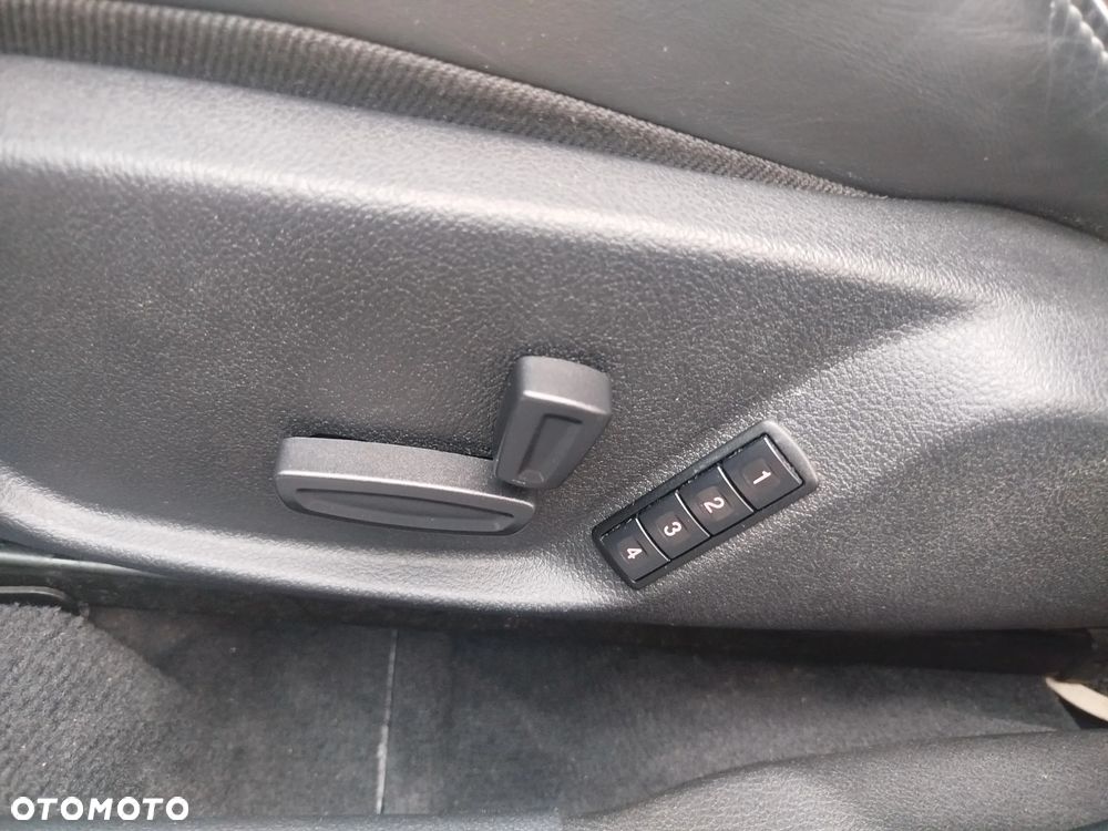 Ford Mondeo - 8