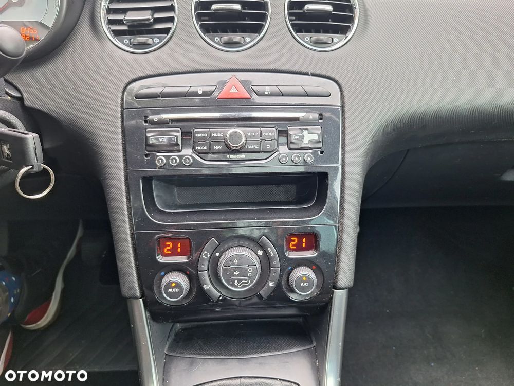 Peugeot 308 e-HDi FAP 115 Stop&Start Business Line Niveau 1 - 27